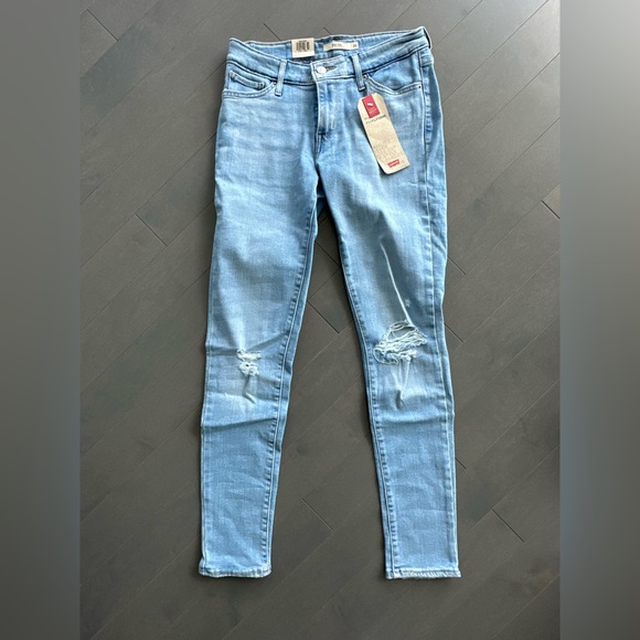 NWT Levi’s 711 Ripped Skinny Jeans Size 26 - Picture 2 of 4